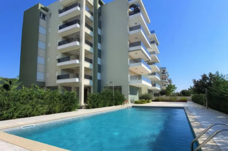 Квартира в Агиос Тихонас, Лимассол