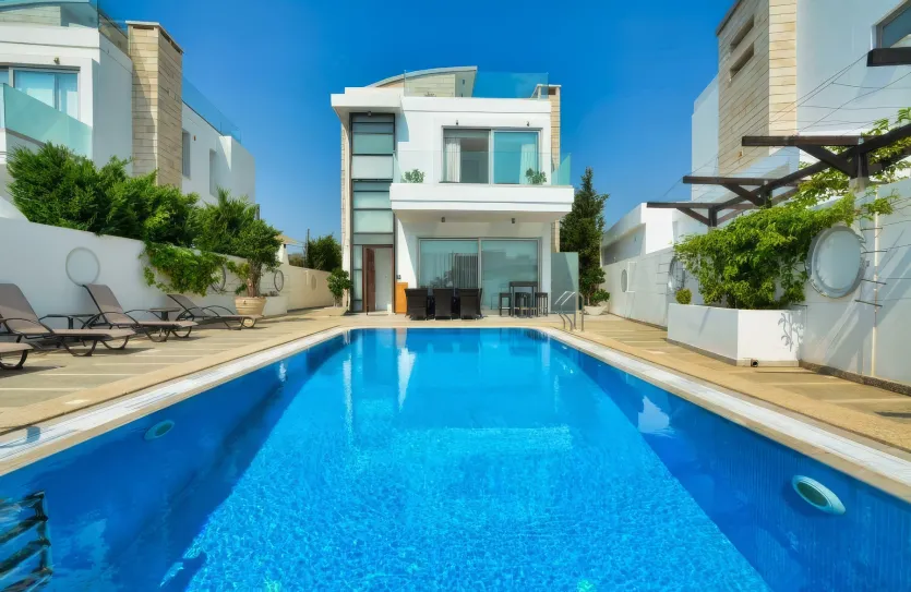6 bedroom villa for sale - 12497