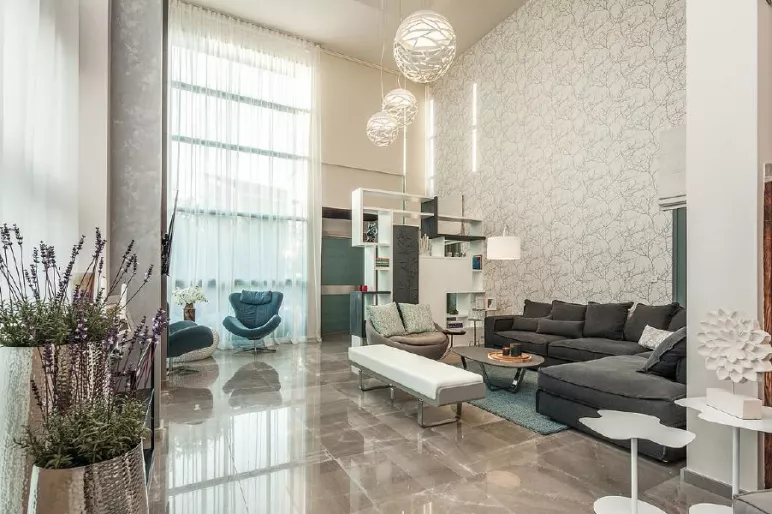 5 bedroom villa in Limassol Town center, Limassol - AE12532
