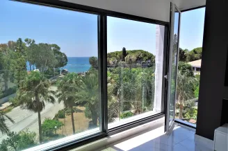 Limassol Property Three Bedroom Beach Front Apartment Apartment in Potamos Germasogeias, Germasogeia, Limassol - 12682