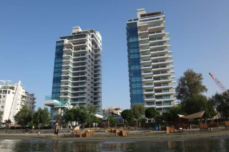 2 bedroom apartment for sale in Limassol - AM13052