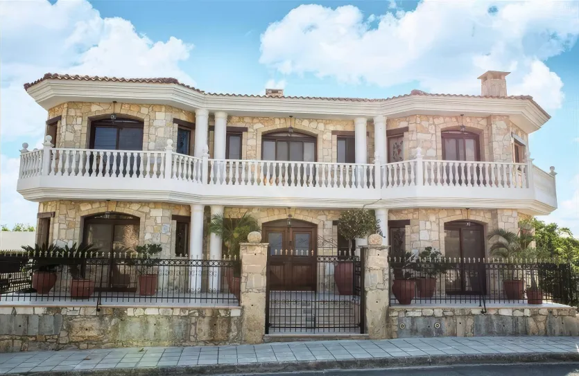 6 bedroom villa for sale - 13071