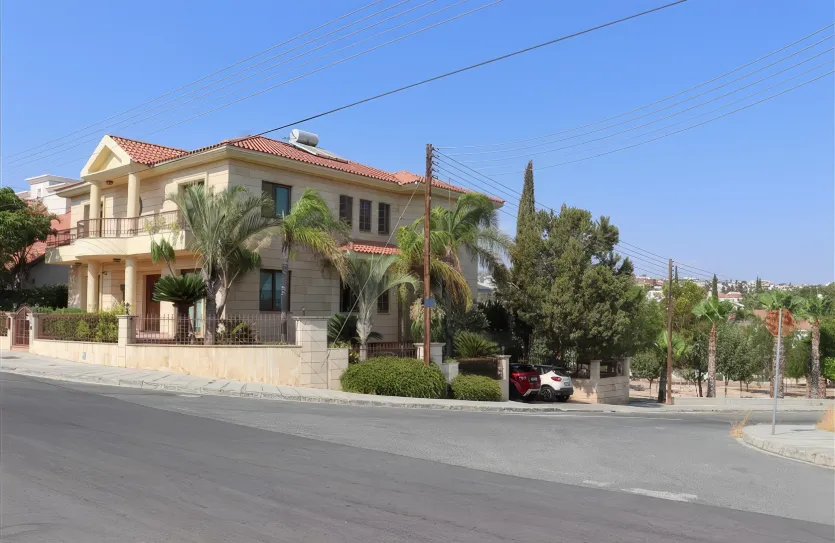 4 bedroom villa for sale - 13149