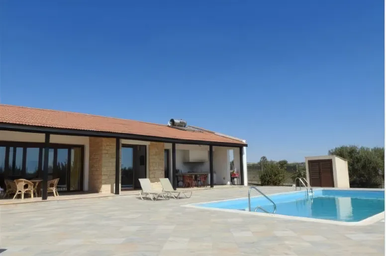 3 bedroom villa in Maroni, Larnaca