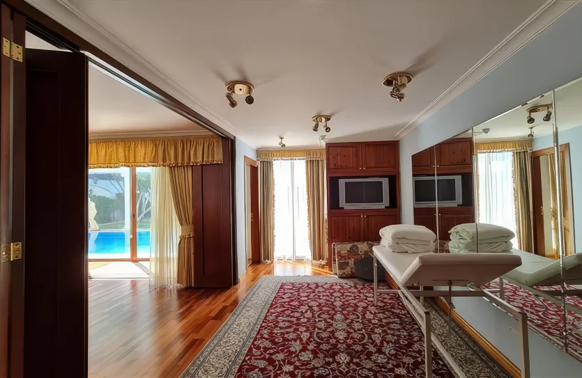 4 bedroom villa for rent - 13236