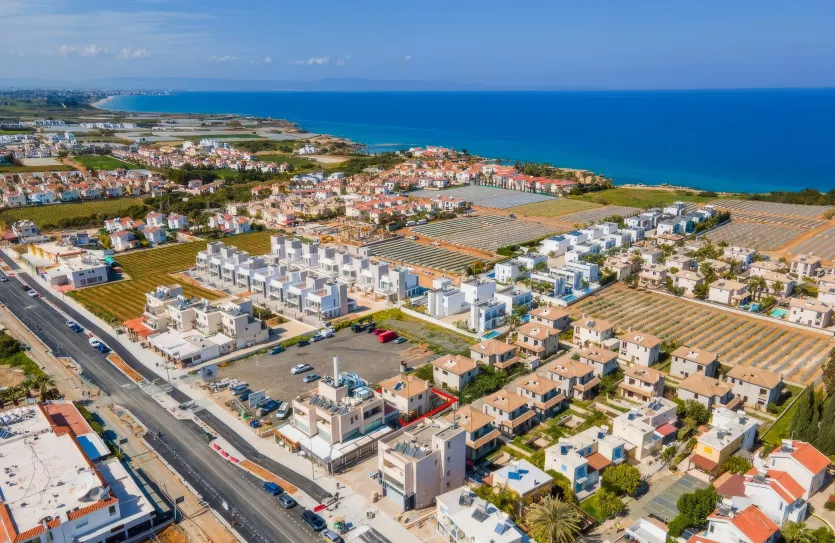 3 bedroom villa for sale - 13700