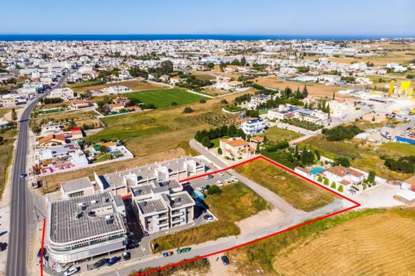 Building for sale in Paralimni, Famagusta, Cyprus - 13687