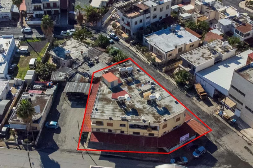 Building for sale in Larnaca, Cyprus - 13696