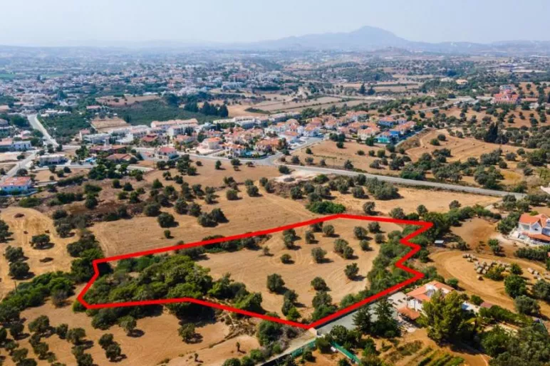 Land for sale in Mazotos, Larnaca, Cyprus - 13589