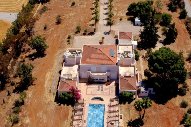 Дом в Латсии, Никосия