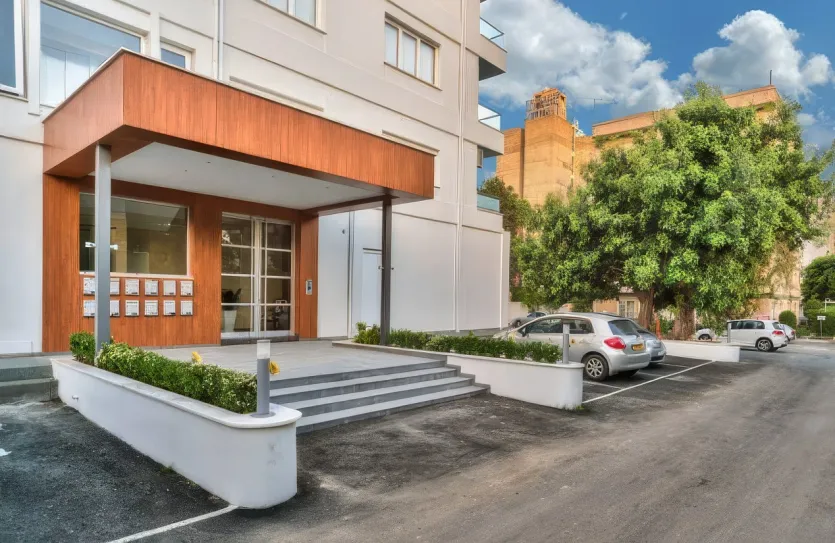 3 bedroom apartment for rent - 13820