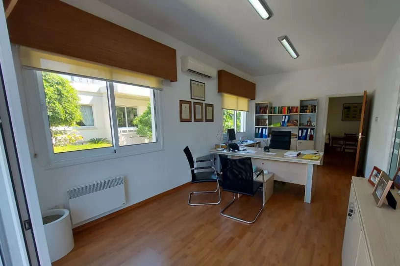 Office for rent in Limassol - 13836