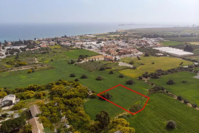 Plot for sale in Zygi, Larnaca, Cyprus - 13615