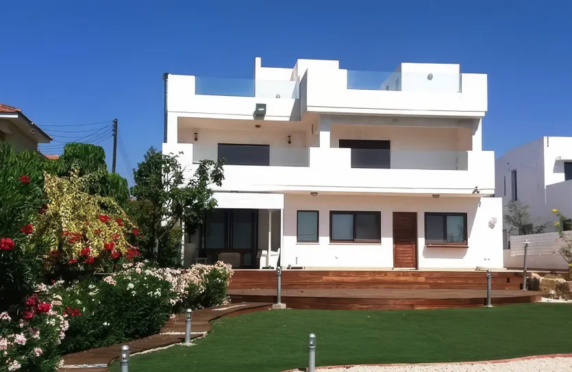 4 bedroom villa for rent - 14127