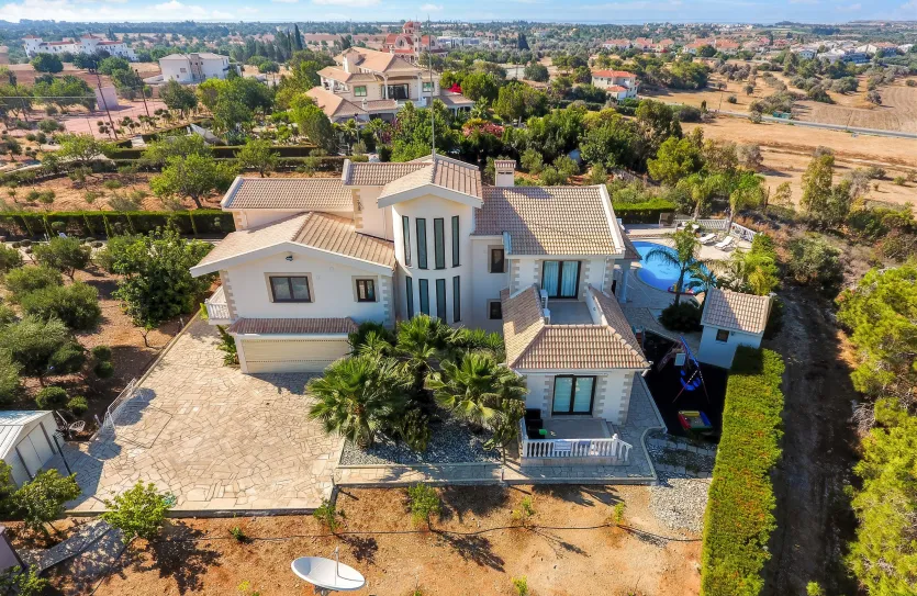5 bedroom house for sale - 14292