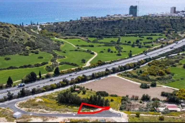 Residential plot in Agios Tychonas, Limassol - 14656