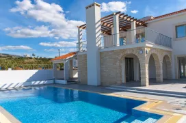 Дом с 3-мя спальнями в Пейе, Пафос