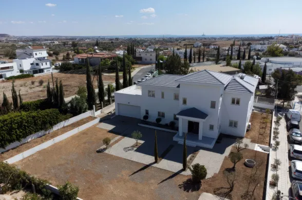 House in Aradippou, Larnaca - 13724