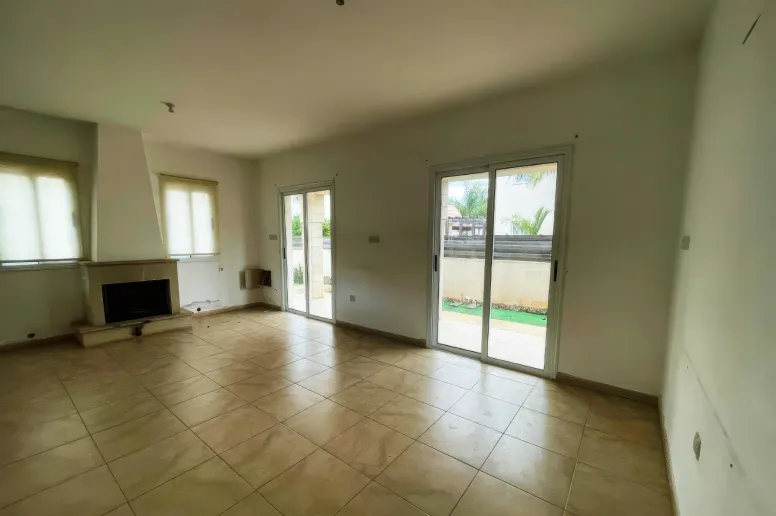 Дом в Паралимни, Фамагуста