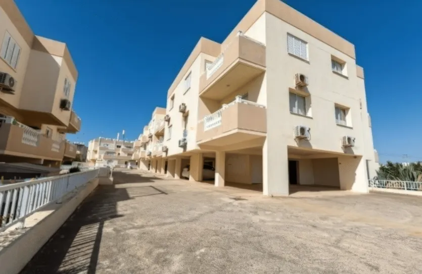3 bedroom apartment for sale - 14891