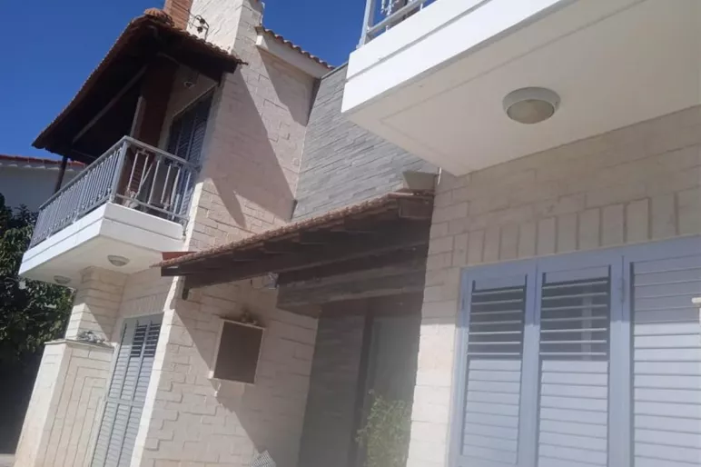 4 bedroom villa in Germasogeia, Limassol - 14910