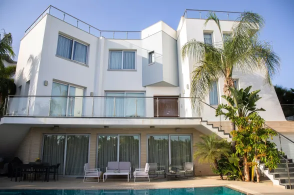 Villa in Agios Tychonas, Limassol - 14921