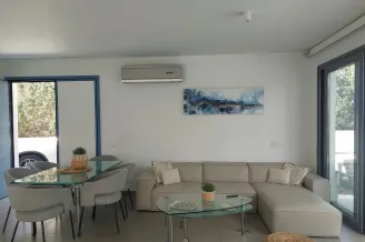 Вилла в Гавернорс-Бич, Пентакомо, Лимассол