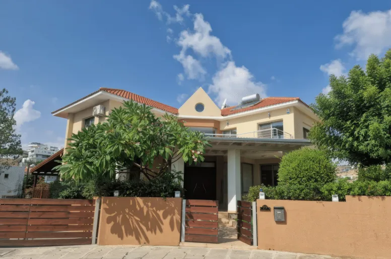 6 bedroom villa in Panthea, Mesa Geitonia, Limassol