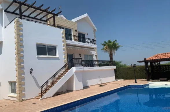 5 bedroom villa in Panthea, Mesa Geitonia, Limassol - 14956