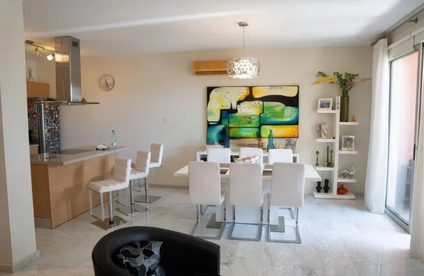 3 bedroom apartment for sale - 14958