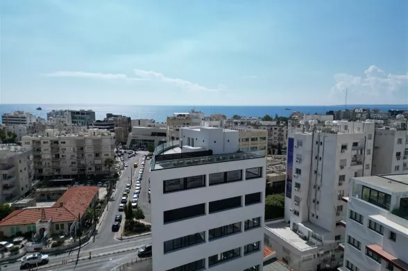 Office in Agios Nikolaos, Limassol - 15007