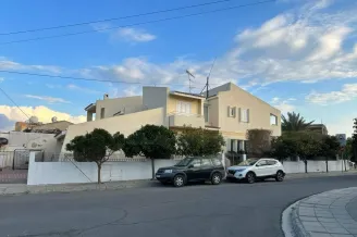 Nicosia Property Five Bedroom House Вилла в Лакатамии, Никосия