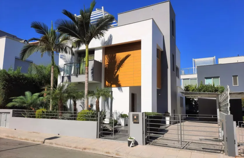 3 bedroom townhouse for rent - 15309
