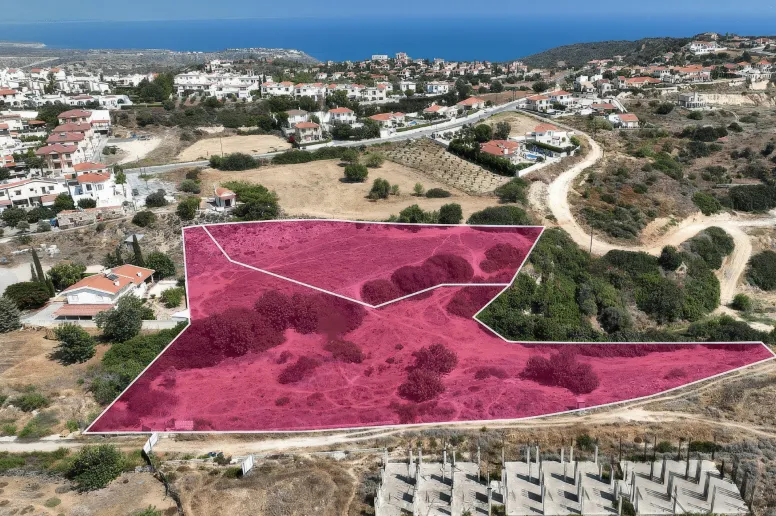 Residential plot in Pissouri, Limassol