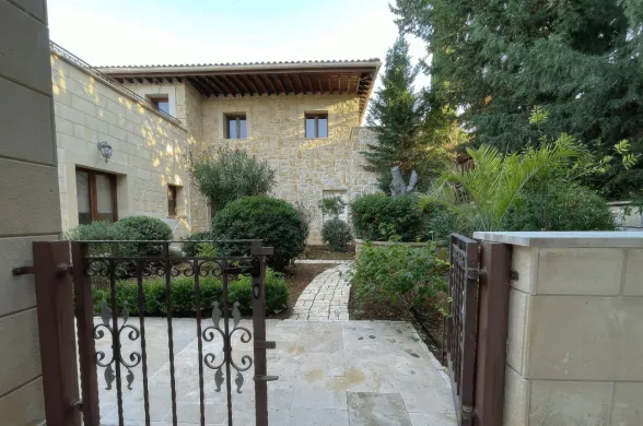 Villa in Aphrodite hills, Kouklia, Paphos - 15369