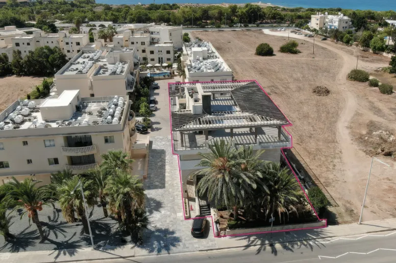 Здание в городе Пафос, Пафос