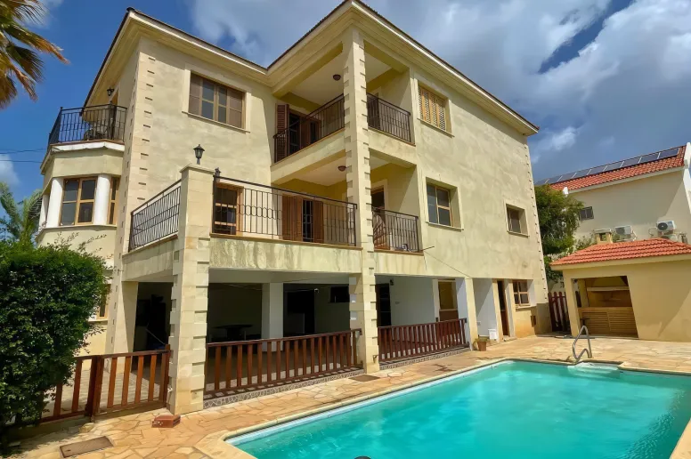 Дом в Агиос Афанасиос, Лимассол