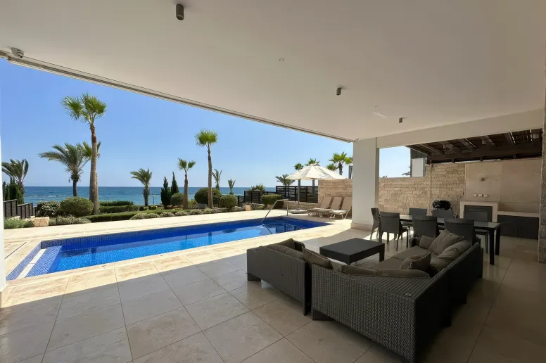 Дом в Агиос Тихонас, Лимассол