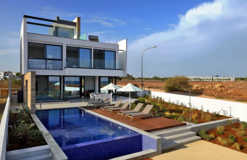 5 bedroom villa for sale - 15612