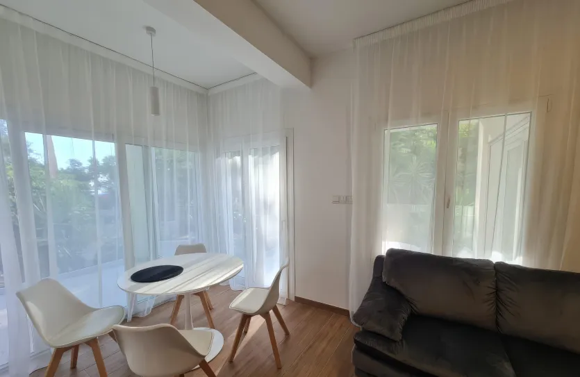 2 bedroom apartment for rent - 15657