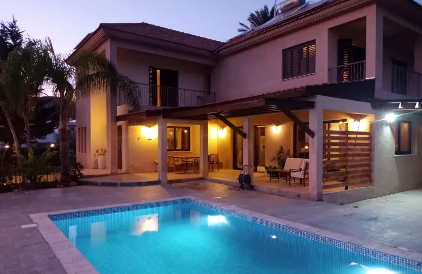 5 bedroom house for rent - 15662