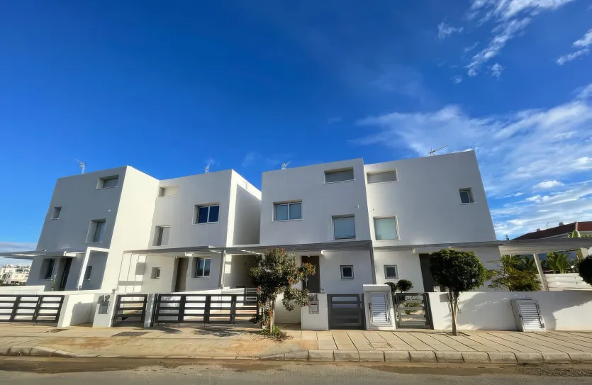 2 bedroom house - 15692, photo 11