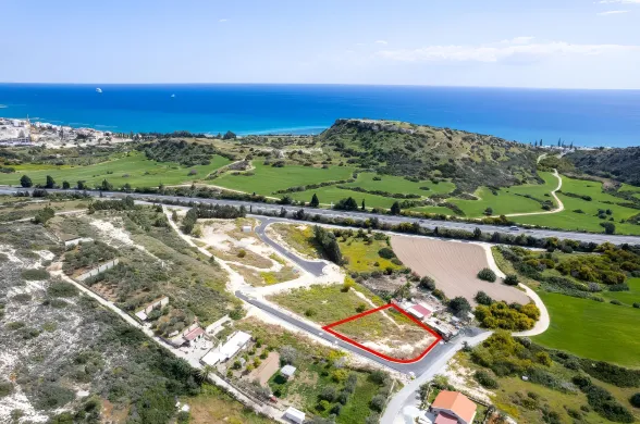 Residential plot in Agios Tychonas, Limassol - 15763