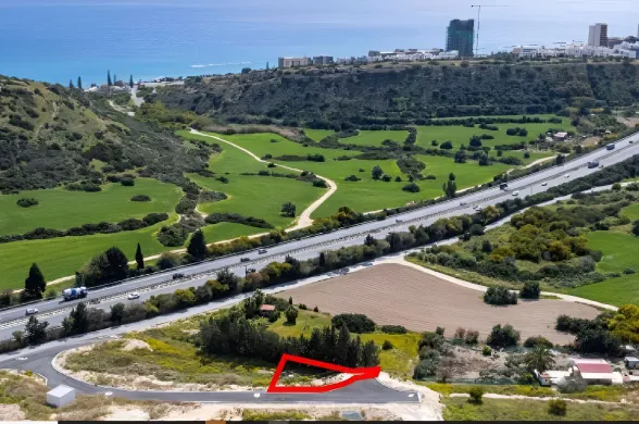 Residential plot in Agios Tychonas, Limassol - 15762