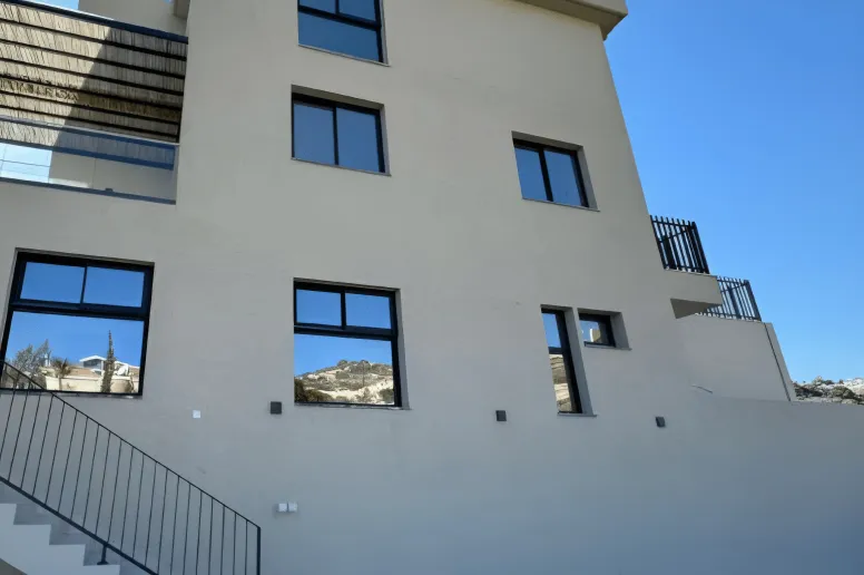 4 bedroom villa in Agios Tychonas, Limassol