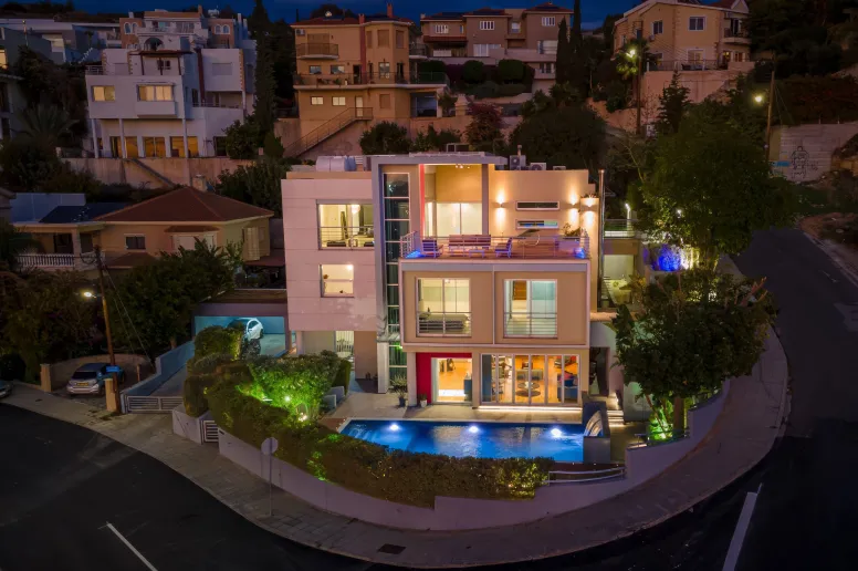 6 bedroom house in Agia Fyla, Limassol City, Limassol
