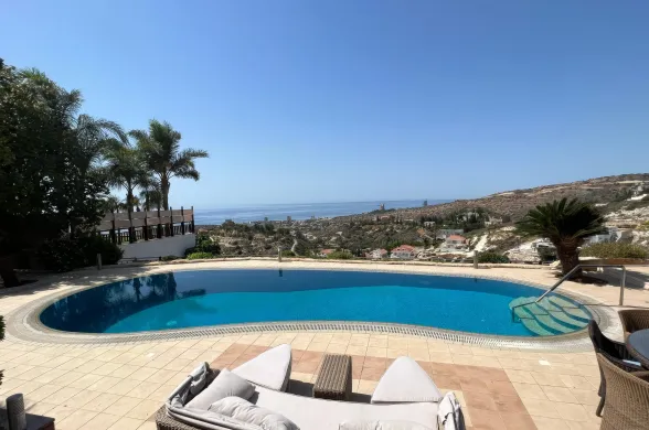 5 bedroom villa in Agios Tychonas, Limassol