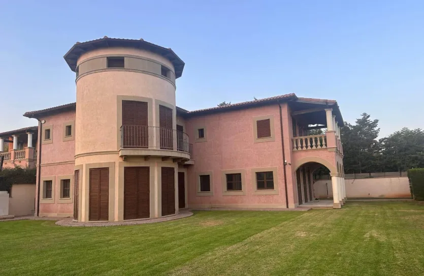 6 bedroom villa for sale - 16493