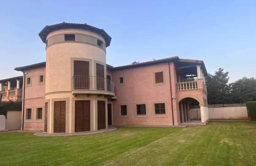 6 bedroom villa for sale - 16493