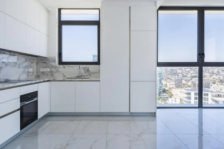 Квартира в Агиос Тихонас, Лимассол